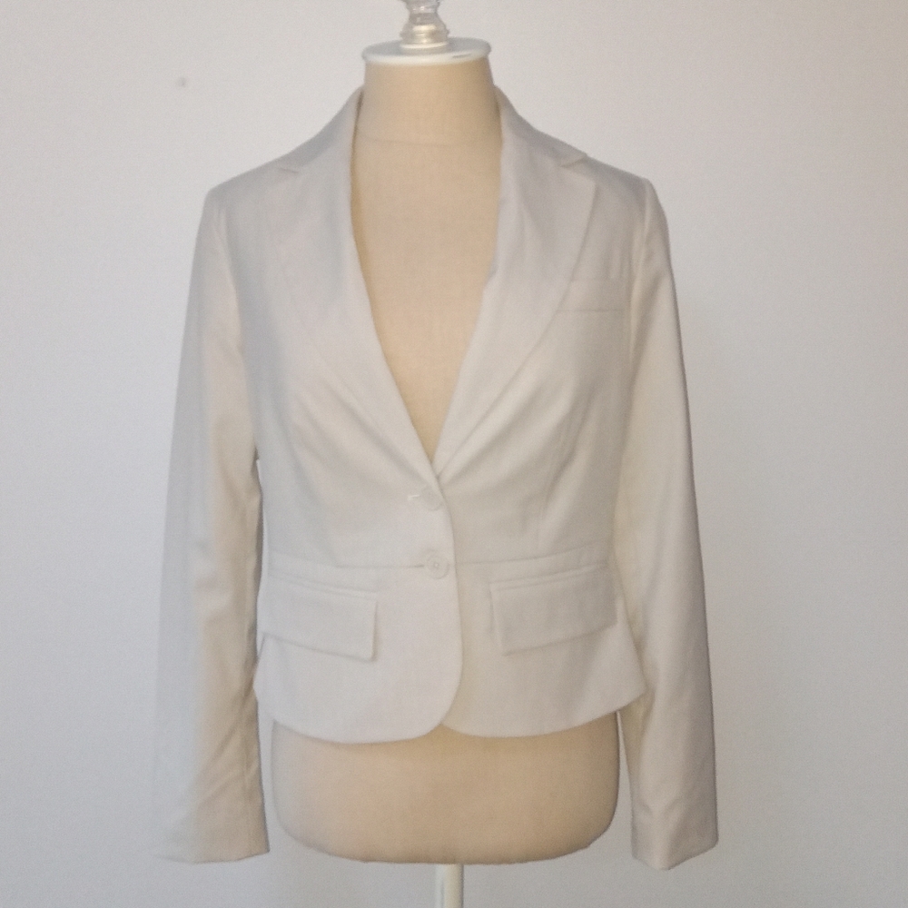 Body by Victoria pant suit